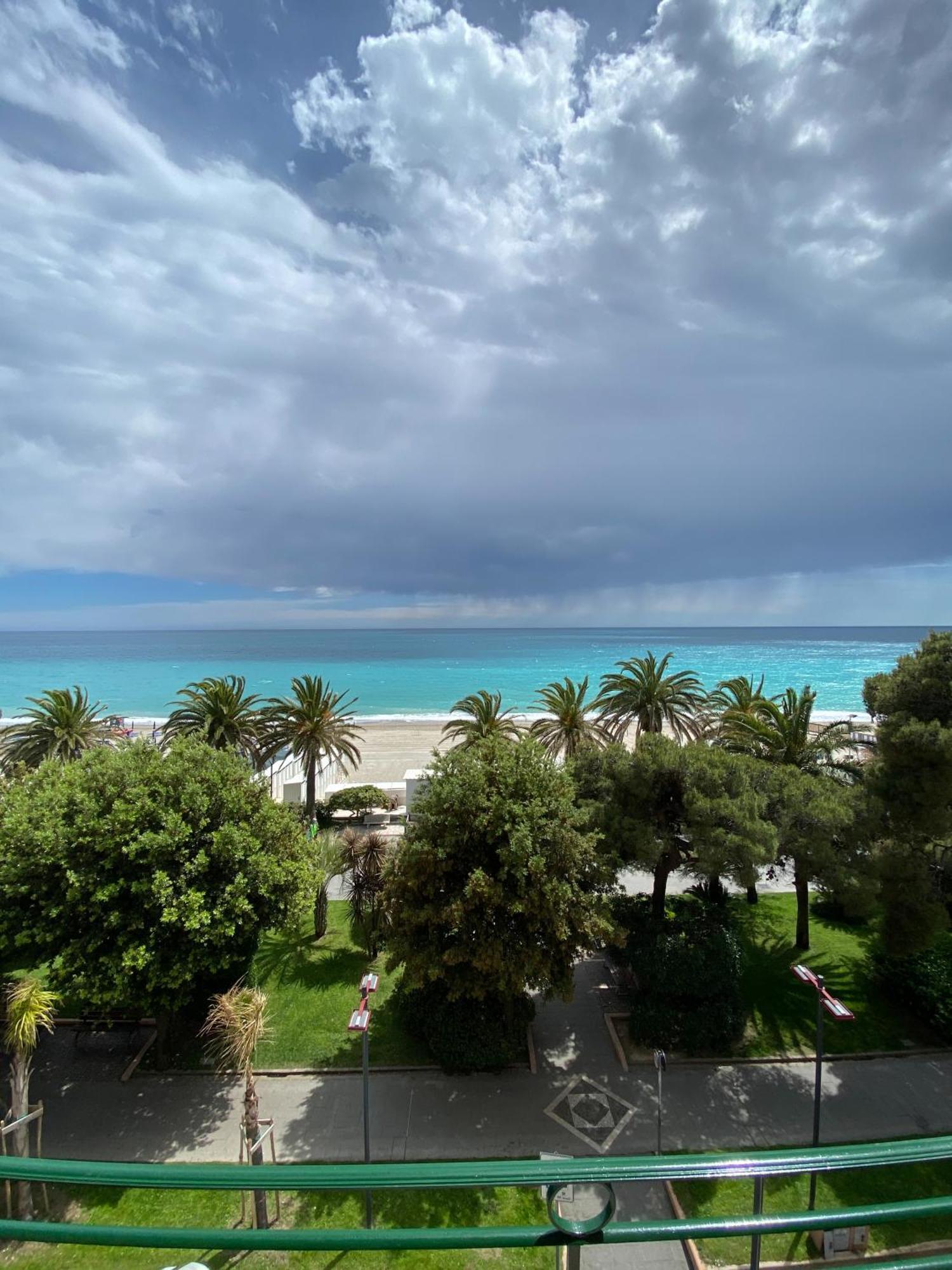 Hotel Alba Chiara Финале Лигуре Экстерьер фото